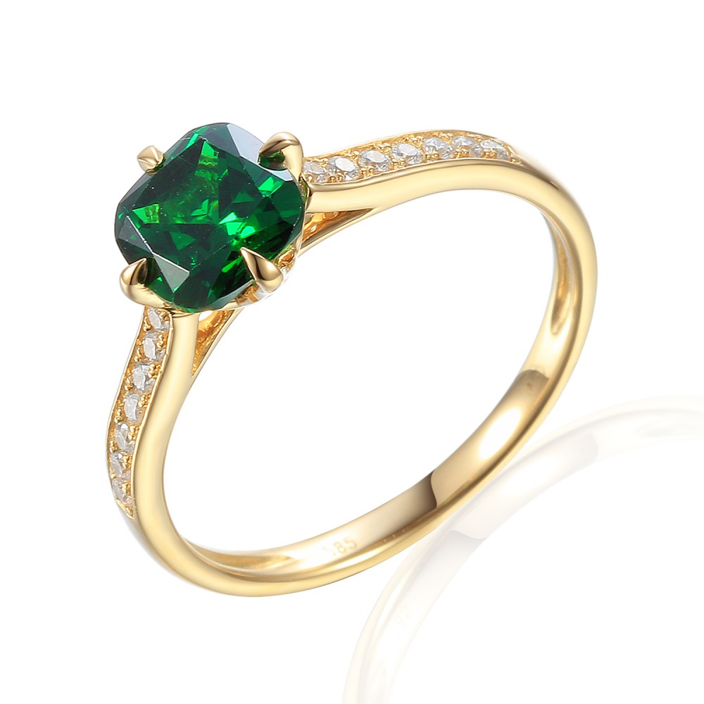 585/1000 Gold ring with  synthetic emerald, 2,55 gr - 69583R012