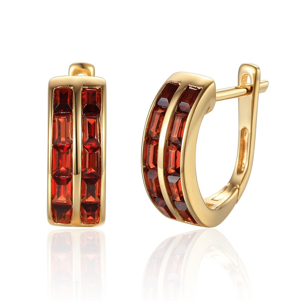 585/1000 Gold earrings with garnet, 3,76 g - 69627E001